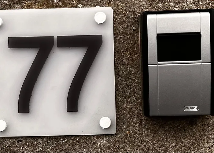 Wauters 77 Bruxelles -charleroi-airport Lägenhet